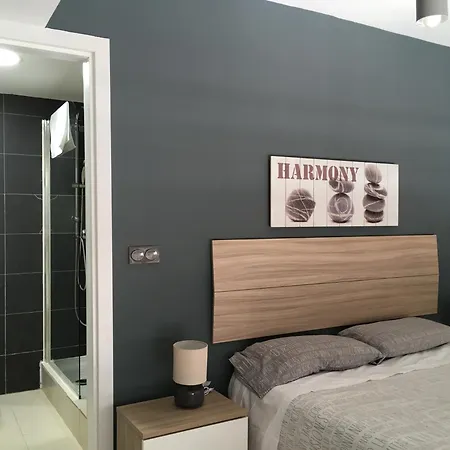 Criteriahome! Nice&Easy Madrid Room photo
