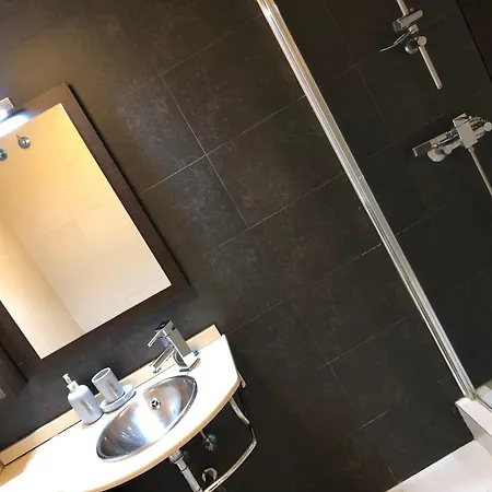 Criteriahome! Nice&Easy Madrid Room photo